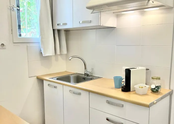 Little Troll House 1 شقة