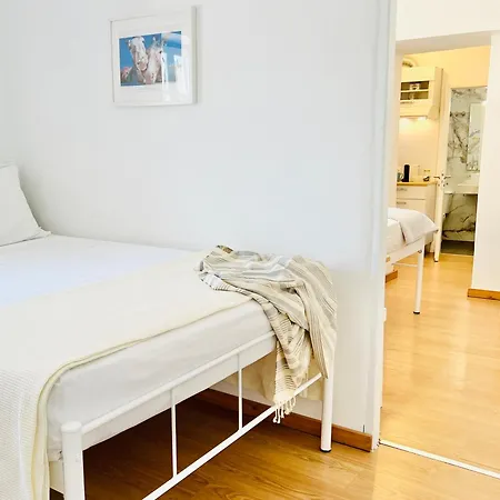 Little Troll House 1 Χρυσή Ακτή